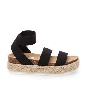 Steve Madden Kimmie Black Sandals